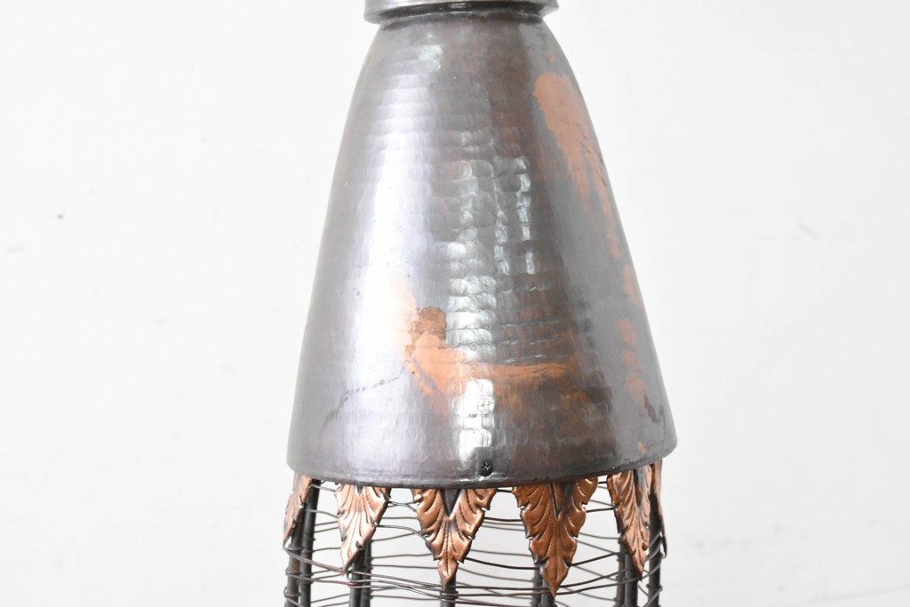 《引っ掛けシーリング式ペンダントライト加工費込み》アジアンビンテージ　インドネシア工芸品　銅　吊り下げて映える異国情緒あふれるペンダントライト　(R-088680)