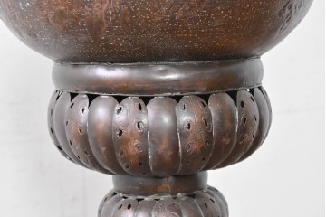 《引っ掛けシーリング式ペンダントライト加工費込み》　ヴィンテージ雑貨　モロッコ工芸品　ふっくらと丸みを帯びたシルエットの真鍮製吊り下げ照明　(R-088682)