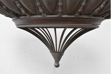 ヨーロッパヴィンテージ　大振りで存在感のあるハンギングプランターカバー　(R-088686)