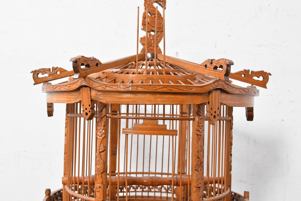 【簡易リペア限定品】　中古　アジアン民芸雑貨　緻密な竹細工が見事な鳥かご　(R-088695)
