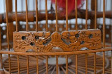 【簡易リペア限定品】　中古　アジアン民芸雑貨　緻密な竹細工が見事な鳥かご　(R-088695)