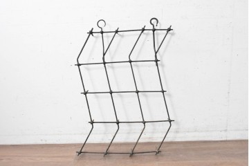アンティーク雑貨　アイアン　農耕用ハローを活かしたウォールデコレーション　(R-088697)