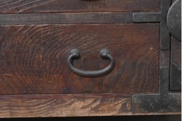 和製アンティーク　明治期から大正期　杉材　力強い木目が魅力的な帳場箪笥　(R-088720)