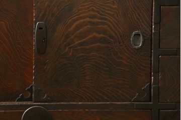 和製アンティーク　明治期から大正期　杉材　力強い木目が魅力的な帳場箪笥　(R-088720)