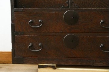 和製アンティーク　明治期から大正期　杉材　力強い木目が魅力的な帳場箪笥　(R-088720)