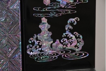 中古　超美品　もはや美術品!!　最高級工芸家具　鳳凰の螺鈿(ラデン)細工が華やかな衝立　購入価格約1000万円　(R-088731)