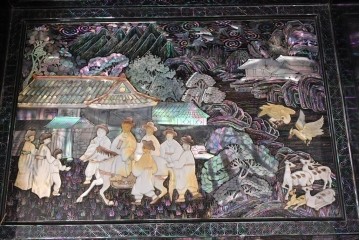 中古　超美品　最高級　吉正本螺鈿工芸院　螺鈿細工が華やかな鏡台　購入価格約400万円　(R-088732)
