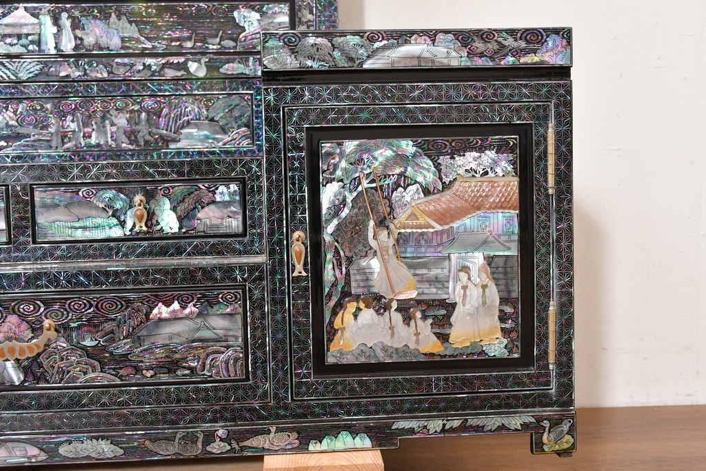 中古　超美品　最高級　吉正本螺鈿工芸院　螺鈿細工が華やかな鏡台　購入価格約400万円　(R-088732)