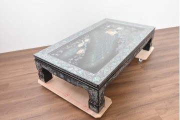 中古　超美品　もはや美術品!!　最高級工芸家具　吉正本と伝わる逸品　孔雀の螺鈿(ラデン)細工が美しい座卓　購入価格約1000万円　(R-088733)
