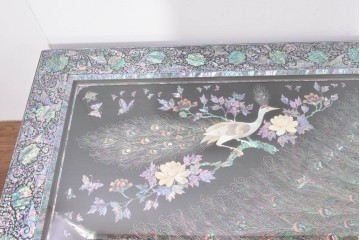 中古　超美品　もはや美術品!!　最高級工芸家具　吉正本と伝わる逸品　孔雀の螺鈿(ラデン)細工が美しい座卓　購入価格約1000万円　(R-088733)
