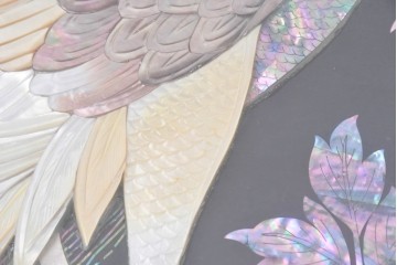 中古　超美品　もはや美術品!!　最高級工芸家具　吉正本と伝わる逸品　孔雀の螺鈿(ラデン)細工が美しい座卓　購入価格約1000万円　(R-088733)