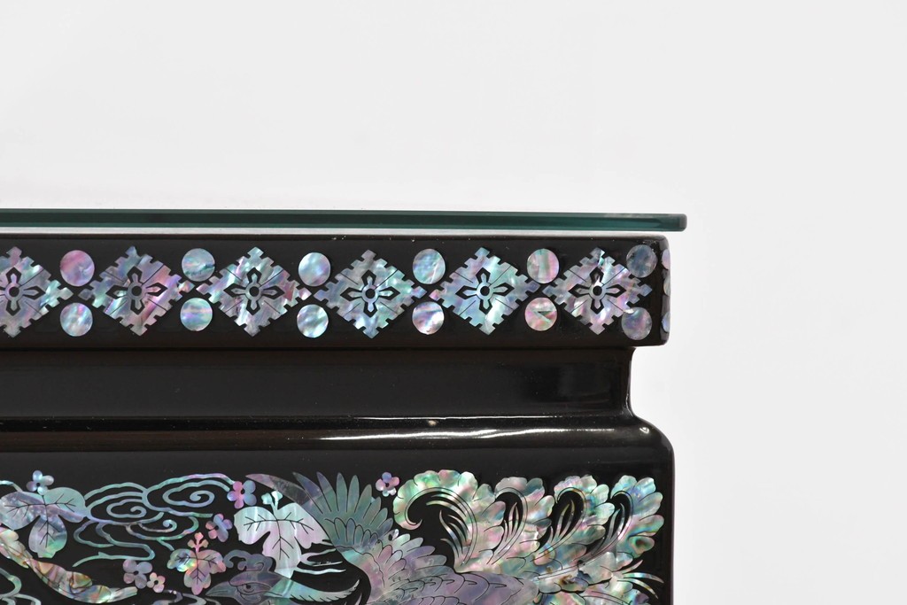 中古　超美品　もはや美術品!!　最高級工芸家具　吉正本と伝わる逸品　孔雀の螺鈿(ラデン)細工が美しい座卓　購入価格約1000万円　(R-088733)