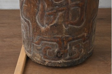 中国ヴィンテージ　アンティーク調　力強い彫刻が魅力の柱聯(ちゅうれん)1対セット　(R-088734)