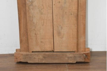 アジアンヴィンテージ建具　バリ島　伝統的な彫刻が施された枠付き窓1枚　(R-088739)