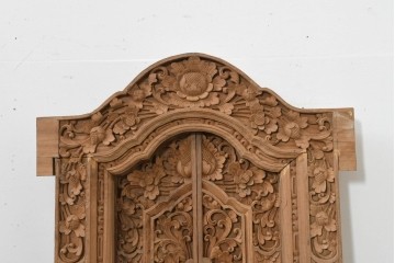 アジアンヴィンテージ建具　バリ島　伝統的な彫刻が施された枠付き窓1枚　(R-088740)