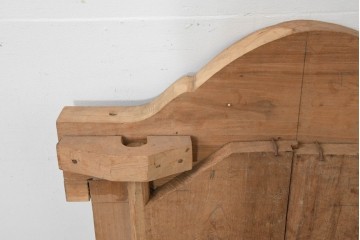 アジアンヴィンテージ建具　バリ島　伝統的な彫刻が施された枠付き窓1枚　(R-088740)