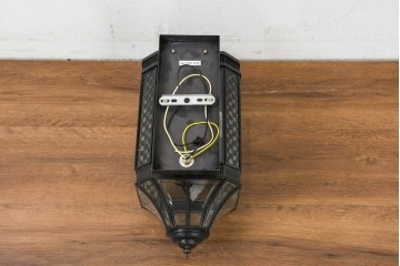 新古　展示品　高級品　真鍮製　格子装飾が魅力のウォールライト　(R-088779)