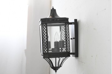 新古　展示品　高級品　真鍮製　格子装飾が魅力のウォールライト　(R-088780)