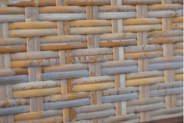 デンマークヴィンテージ　Hans J. Wegner(ハンス・J・ウェグナー)　RY20　チーク材　籐編み扉が魅力のキャビネット　(R-088806)