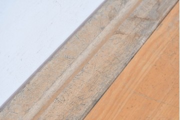 ヨーロッパヴィンテージ　ビーチ材　跳ね上げ天板のスクールデスク　(R-088810)