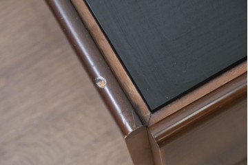 中古　arflex(アルフレックス)　ガラストップと収納を備えたセンターテーブル　(R-088814)
