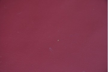 ヨーロッパヴィンテージ　フェイクレザー　ボタン留めの背もたれがクラシカルな3人掛けソファ　(R-088817)