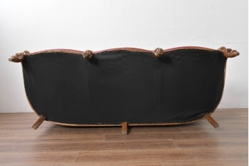 ヨーロッパヴィンテージ　フェイクレザー　ボタン留めの背もたれがクラシカルな3人掛けソファ　(R-088817)