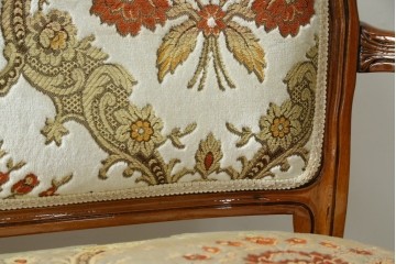 中古　イタリア　美品　ATTICA(アッティカ)　優美な猫脚セティ　(R-088818)