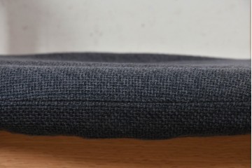 中古　美品　arflex(アルフレックス)　藤森泰司(Taiji Fujimori)デザイン　RUNE(ルネ)　流れるような美しいフォルムのダイニングチェア2脚セット　定価(2脚合計)約40万円　(R-088819)