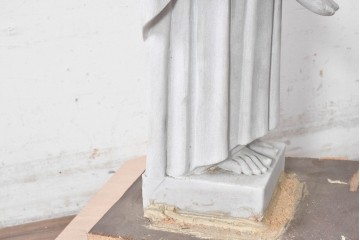 イギリスヴィンテージ　高さ約77cm　天然石　祈る姿が美しい天使像　(R-088825)