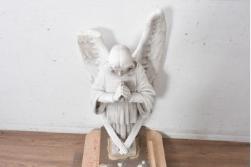 イギリスヴィンテージ　高さ約77cm　天然石　祈る姿が美しい天使像　(R-088827)