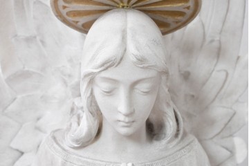 イギリスヴィンテージ　高さ約95cm　天然石　祈る姿が美しい天使像　(R-088828)