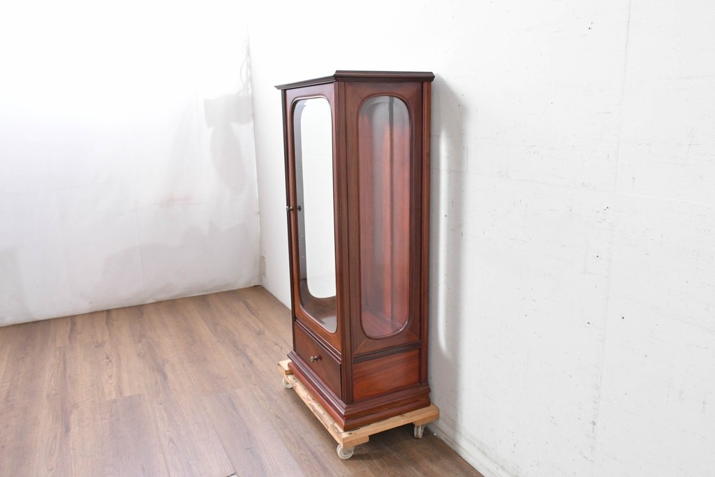 和製ヴィンテージ　花梨(カリン)材　艶やかな木肌が上品な縦型キャビネット　(R-088830)