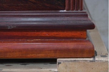 和製ヴィンテージ　花梨(カリン)材　艶やかな木肌が上品な縦型キャビネット　(R-088830)