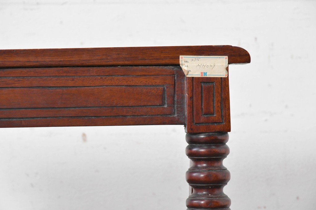 ヨーロッパヴィンテージ　曲線装飾とターニングレッグが華やかなライブラリーステップ　(R-088831)
