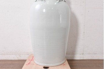 中古　特大サイズ!　高さ約93cm　中国古陶磁デザイン　獣耳と立体装飾が目を引く花瓶　(R-088834)