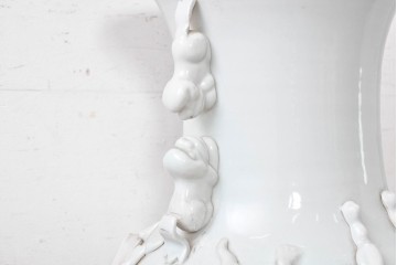 中古　特大サイズ!　高さ約93cm　中国古陶磁デザイン　獣耳と立体装飾が目を引く花瓶　(R-088835)