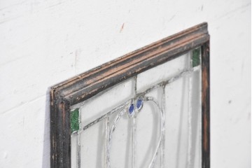 アジアアンティーク建具　蝶のモチーフと色ガラスの意匠が愛らしいステンドグラス　(R-088841)