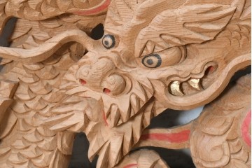 和製ヴィンテージ　昭和後期　躍動感あふれる龍の彫刻飾り　(R-088843)