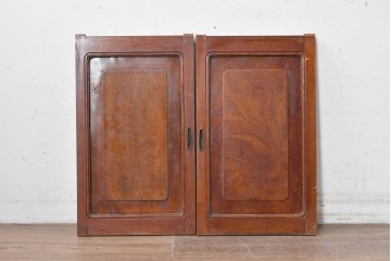 アンティーク建具　昭和初期　欅(ケヤキ)材　味わい深い木目が目を引く作りの良い小さな窓2枚セット　(R-088844)