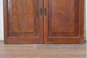 アンティーク建具　昭和初期　欅(ケヤキ)材　味わい深い木目が目を引く作りの良い小さな窓2枚セット　(R-088844)