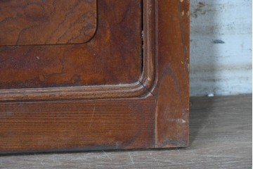 アンティーク建具　昭和初期　欅(ケヤキ)材　味わい深い木目が目を引く作りの良い小さな窓2枚セット　(R-088844)