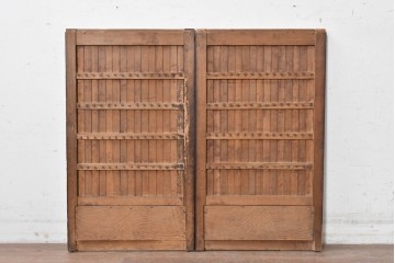 アンティーク建具　明治期　丸桟格子板戸窓2枚セット　(R-088850)