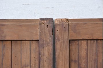 アンティーク建具　明治期　丸桟格子板戸窓2枚セット　(R-088850)