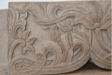 アジアンヴィンテージ建具　バリ　草花の彫刻が施された装飾パネル　(R-088861)