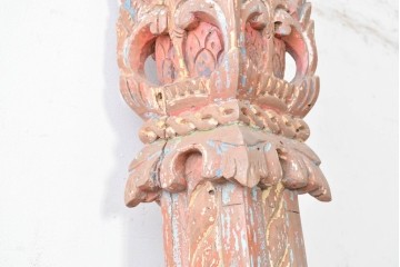 アジアンヴィンテージ　バリ　繊細な彫刻装飾が目を引く木製柱　(R-088862)