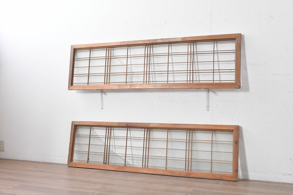 ヴィンテージ建具　昭和中期　ダイヤガラスと桟組みがレトロな欄間2枚セット　(R-088864)