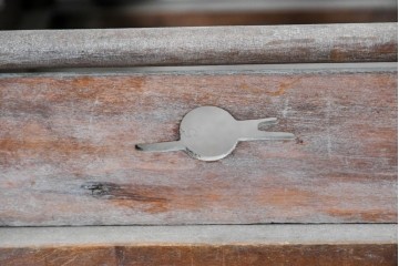 和製アンティーク　鳥の意匠が愛らしい透かし入りやぐらこたつ　(R-088866)