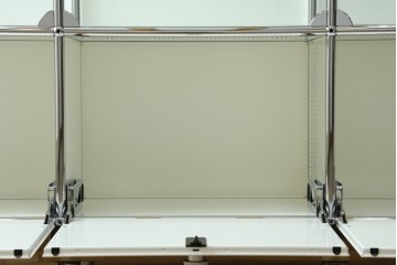 中古 　美品　スイス　USMハラー(USM Haller)　モジュール構造の3列4段ガラスキャビネット　(R-088871)