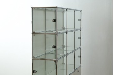 中古 　美品　スイス　USMハラー(USM Haller)　モジュール構造の3列4段ガラスキャビネット　(R-088871)